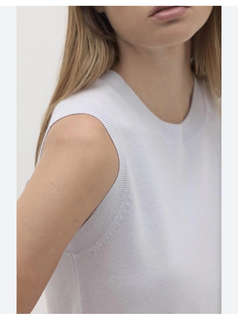 Free Assembly White Sleeveless Knit Top
